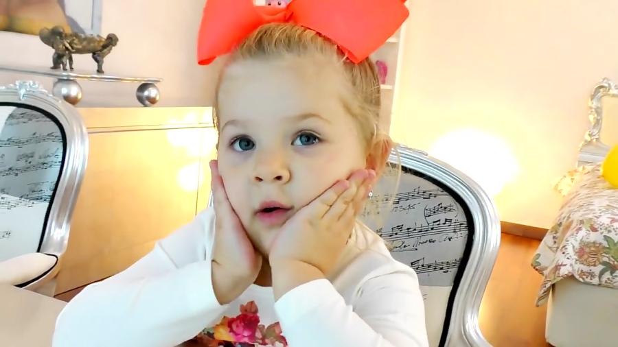 دیانا و اسباب بازی ها - پرنسس دیانا و بادکنک های رنگی